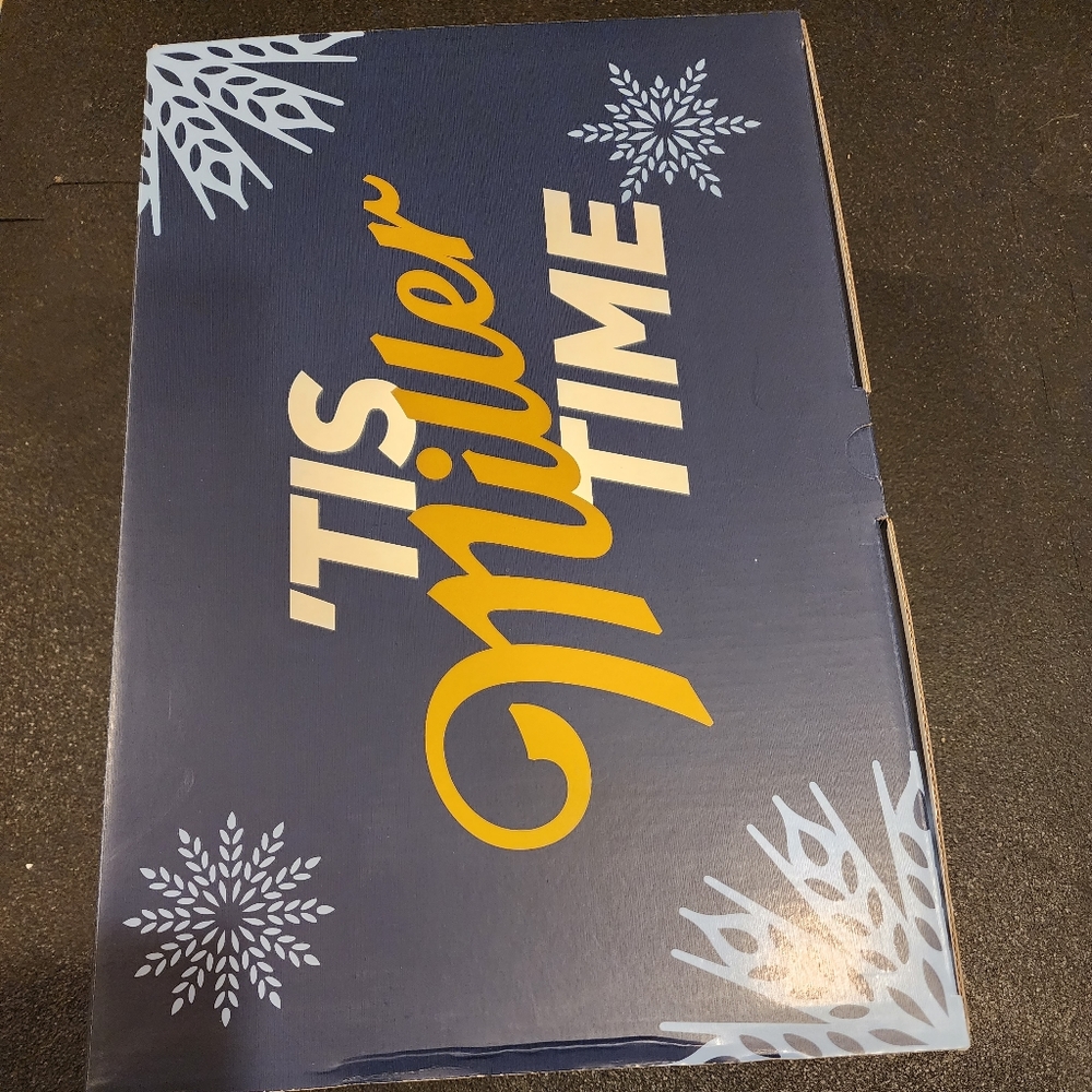 Miller Lite Christmas tree ornaments! "BEERNAMENT"
